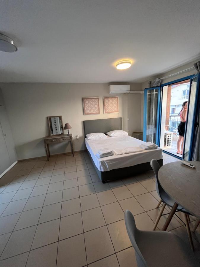 Hersonissos Centre Small Apartment Eksteriør billede